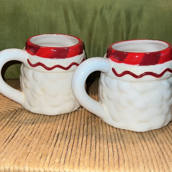 Set of 2 Vintage Hallmark Santa Mugs- VGC - Picture 2 of 12